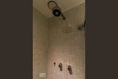 Apartamento à venda com 75m², 2 quartos e 1 vagaBanheiro Corredor