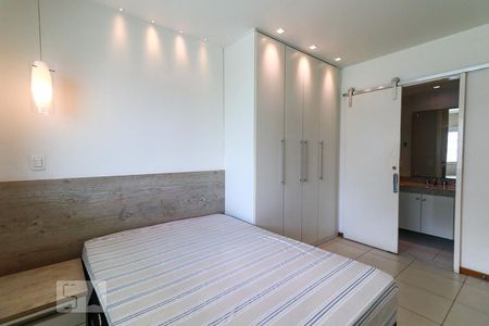Apartamento à venda com 75m², 2 quartos e 1 vagaSuíte