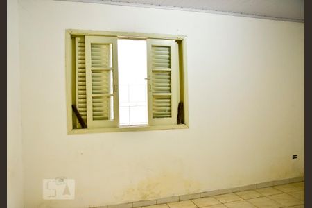 Quarto 1 Janela de casa para alugar com 2 quartos, 80m² em Vila Marieta, São Paulo