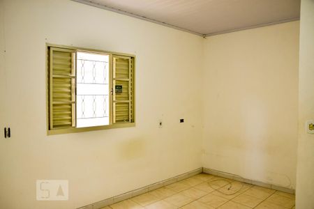 Quarto 2 Janela Ampla de casa para alugar com 2 quartos, 80m² em Vila Marieta, São Paulo