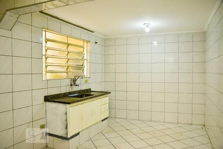 Casa para alugar com 80m², 2 quartos e sem vaga Casa para alugar com 80m², 2 quartos e sem vagaCozinha Gabinete, Janela