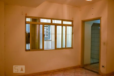 Sala Vista Ampla e Janela e Entrada Cozinha de casa para alugar com 2 quartos, 80m² em Vila Marieta, São Paulo