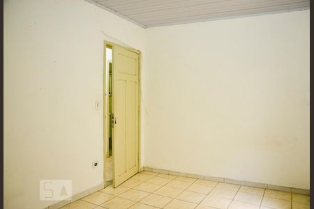 Quarto 1 Entrada de casa para alugar com 2 quartos, 80m² em Vila Marieta, São Paulo