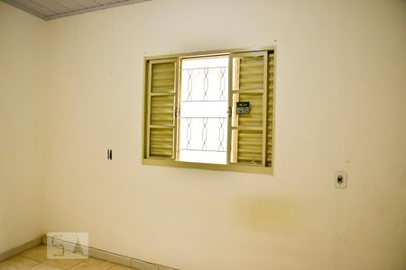 Quarto 2 Janela de casa para alugar com 2 quartos, 80m² em Vila Marieta, São Paulo