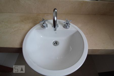 Apartamento à venda com 175m², 4 quartos e 2 vagasBanheiro suite 2