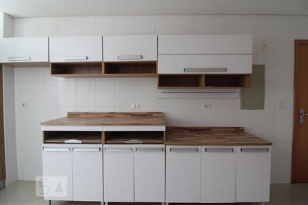 Apartamento à venda com 175m², 4 quartos e 2 vagasCozinha