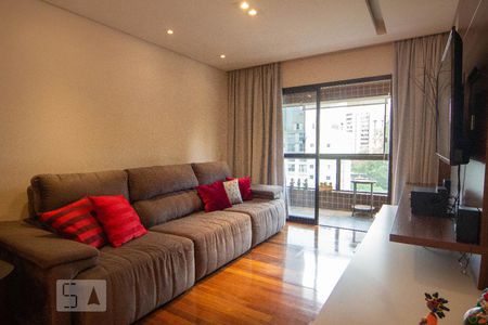 Sala  de apartamento para alugar com 3 quartos, 111m² em Jardim Londrina, São Paulo