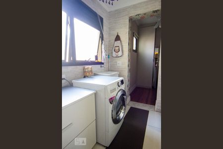 Apartamento para alugar com 111m², 3 quartos e 2 vagas Apartamento para alugar com 111m², 3 quartos e 2 vagasLavanderia