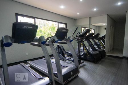 Apartamento para alugar com 111m², 3 quartos e 2 vagas Apartamento para alugar com 111m², 3 quartos e 2 vagasÁrea comum - Academia