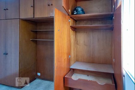 Quarto 1 - Armários de apartamento à venda com 2 quartos, 60m² em Loteamento Country Ville, Campinas