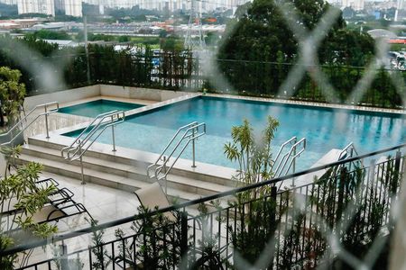 Apartamento à venda com 54m², 2 quartos e 1 vaga Apartamento à venda com 54m², 2 quartos e 1 vagaÁrea Comum - Piscina