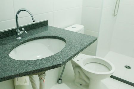 Apartamento à venda com 54m², 2 quartos e 1 vaga Apartamento à venda com 54m², 2 quartos e 1 vagaBanheiro