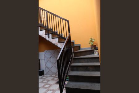 Apartamento à venda com 370m², 3 quartos e 4 vagasEscada