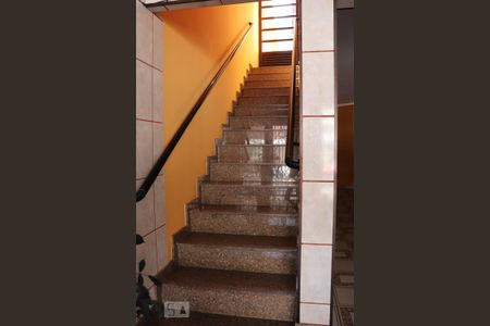 Apartamento à venda com 370m², 3 quartos e 4 vagasEscada