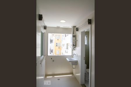 Apartamento para alugar com 188m², 3 quartos e 2 vagas Apartamento para alugar com 188m², 3 quartos e 2 vagasÁrea de Serviço