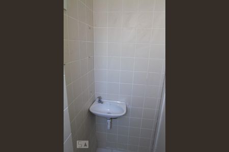 Apartamento para alugar com 188m², 3 quartos e 2 vagas Apartamento para alugar com 188m², 3 quartos e 2 vagasBanheiro de Serviço