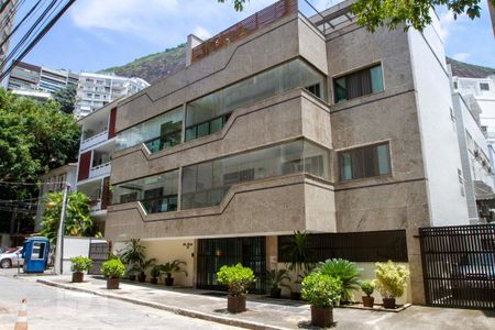 Apartamento para alugar com 188m², 3 quartos e 2 vagas Apartamento para alugar com 188m², 3 quartos e 2 vagasFachada do Prédio