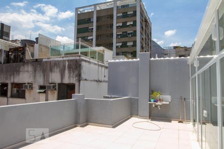 Apartamento para alugar com 188m², 3 quartos e 2 vagas Apartamento para alugar com 188m², 3 quartos e 2 vagasÁrea Externa - 2º Andar