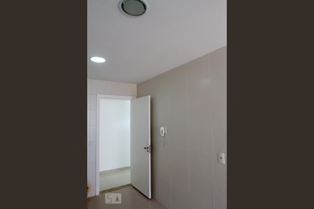 Apartamento para alugar com 188m², 3 quartos e 2 vagas Apartamento para alugar com 188m², 3 quartos e 2 vagasCozinha