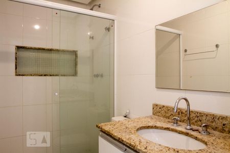 Apartamento para alugar com 188m², 3 quartos e 2 vagas Apartamento para alugar com 188m², 3 quartos e 2 vagasBanheiro Social