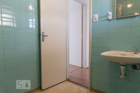 Banheiro de apartamento para alugar com 1 quarto, 80m² em Bela Vista, São Paulo