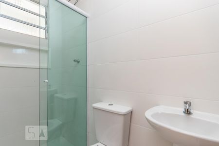 Banheiro  de apartamento para alugar com 2 quartos, 38m² em Jardim Nordeste, São Paulo