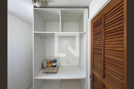 Apartamento à venda com 204m², 3 quartos e 3 vagasCozinha e Área de Serviço - Quarto