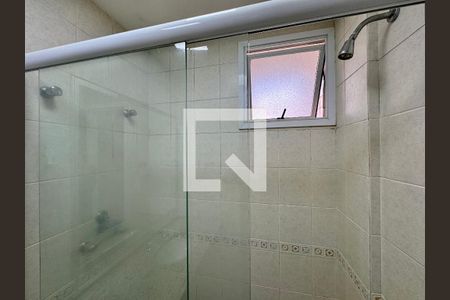 Apartamento à venda com 204m², 3 quartos e 3 vagasBanheiro Social