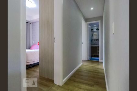 Apartamento à venda com 64m², 2 quartos e 1 vagaCorredor