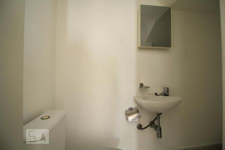 Casa à venda com 200m², 3 quartos e 5 vagasLavabo