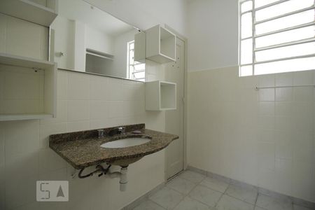 Casa à venda com 200m², 3 quartos e 5 vagasBanheiro Social