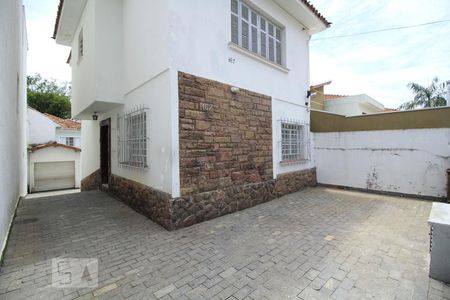Casa à venda com 200m², 3 quartos e 5 vagasÁrea Externa