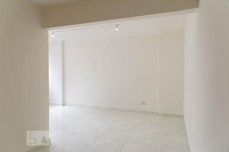 Sala/Quarto de kitnet/studio para alugar com 1 quarto, 39m² em Liberdade, São Paulo