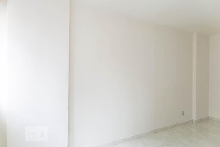 Sala/Quarto de kitnet/studio para alugar com 1 quarto, 39m² em Liberdade, São Paulo