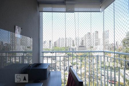 Varanda de apartamento para alugar com 3 quartos, 61m² em Vila Andrade, São Paulo
