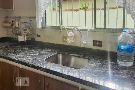 Casa à venda com 190m², 3 quartos e 4 vagas