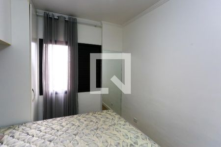 Quarto 2 de apartamento para alugar com 2 quartos, 59m² em Jardim Monte Alegre, Taboão da Serra