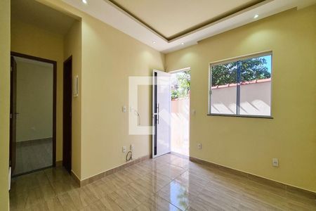 Sala de casa de condomínio para alugar com 2 quartos, 80m² em Piedade, Rio de Janeiro