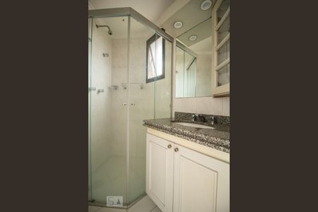 Apartamento à venda com 160m², 4 quartos e 3 vagasBanheiro Quarto 3