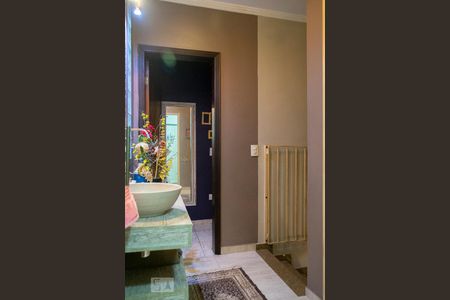 Casa à venda com 110m², 2 quartos e 2 vagasLAVABO / BANHEIRO