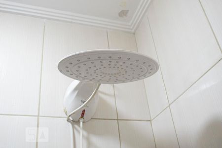 Casa à venda com 110m², 2 quartos e 2 vagasLAVABO / BANHEIRO