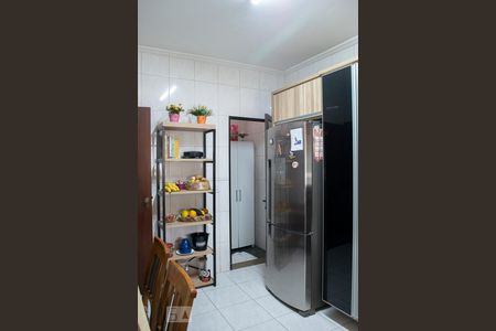 Casa à venda com 110m², 2 quartos e 2 vagasCOZINHA