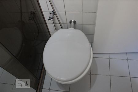 Banheiro da Suíte de apartamento para alugar com 3 quartos, 87m² em Barra da Tijuca, Rio de Janeiro