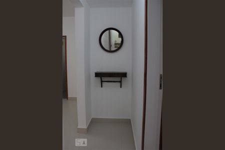 Corredor de apartamento para alugar com 3 quartos, 87m² em Barra da Tijuca, Rio de Janeiro