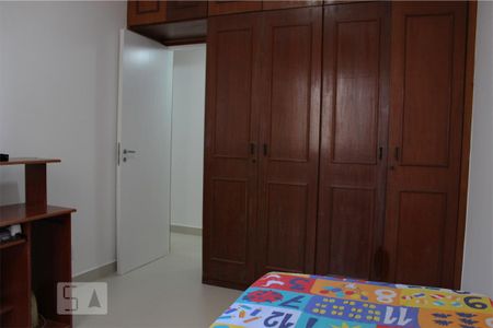 Apartamento para alugar com 87m², 3 quartos e 1 vaga Apartamento para alugar com 87m², 3 quartos e 1 vagaQuarto