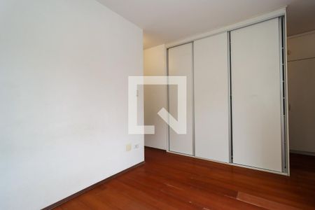 Casa de condomínio para alugar com 200m², 3 quartos e sem vaga Casa de condomínio para alugar com 200m², 3 quartos e sem vagaSuíte