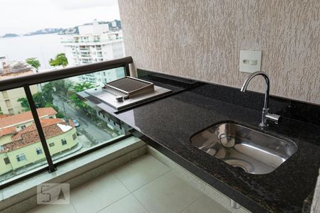 Varanda gourmet de apartamento à venda com 2 quartos, 90m² em Charitas, Niterói