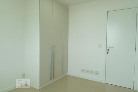 Apartamento à venda com 90m², 2 quartos e 2 vagasQuarto 1