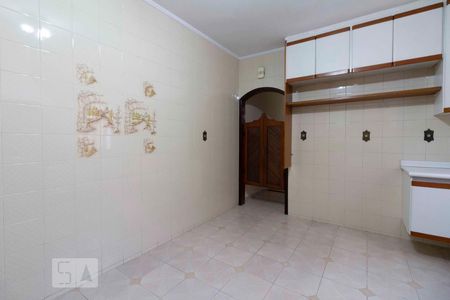 Casa à venda com 140m², 3 quartos e 2 vagas Casa à venda com 140m², 3 quartos e 2 vagasCozinha