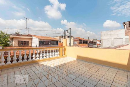 Casa à venda com 140m², 3 quartos e 2 vagas Casa à venda com 140m², 3 quartos e 2 vagasVaranda Quarto 1 - Suite